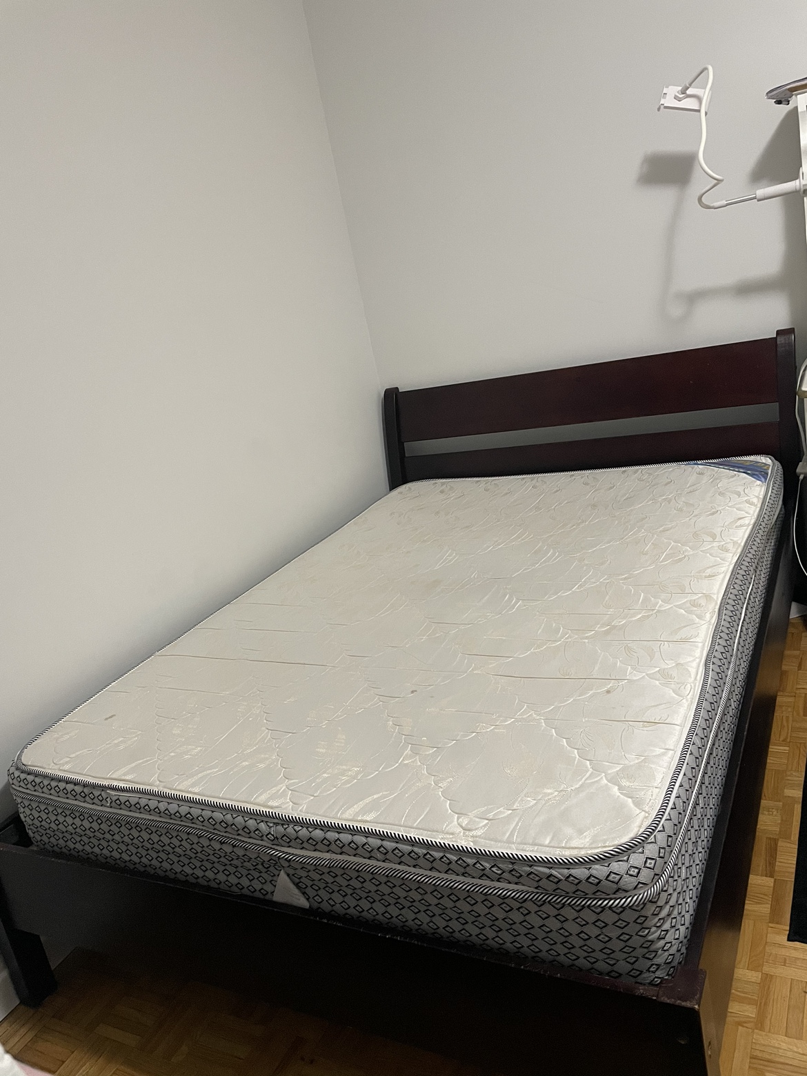 doble full size bed matress rushsale!