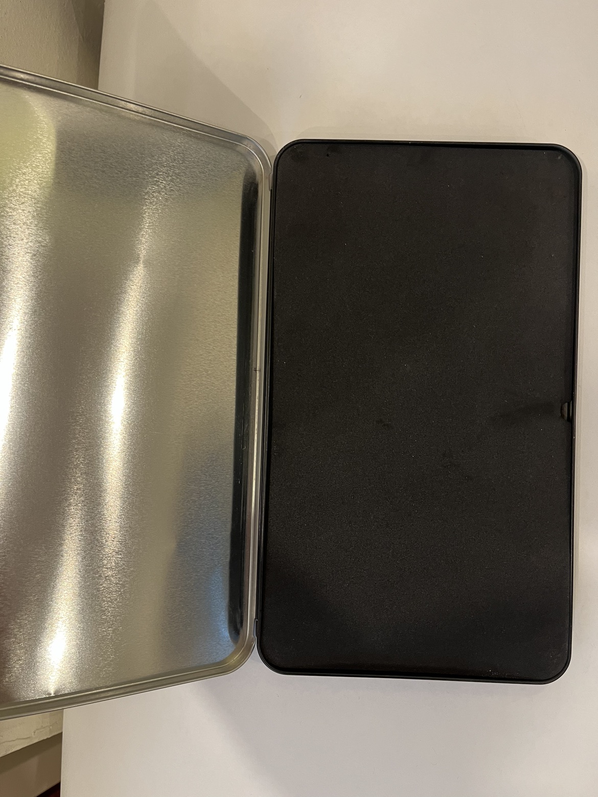 Customizable Magnetic Makeup Palette image indicator(2)