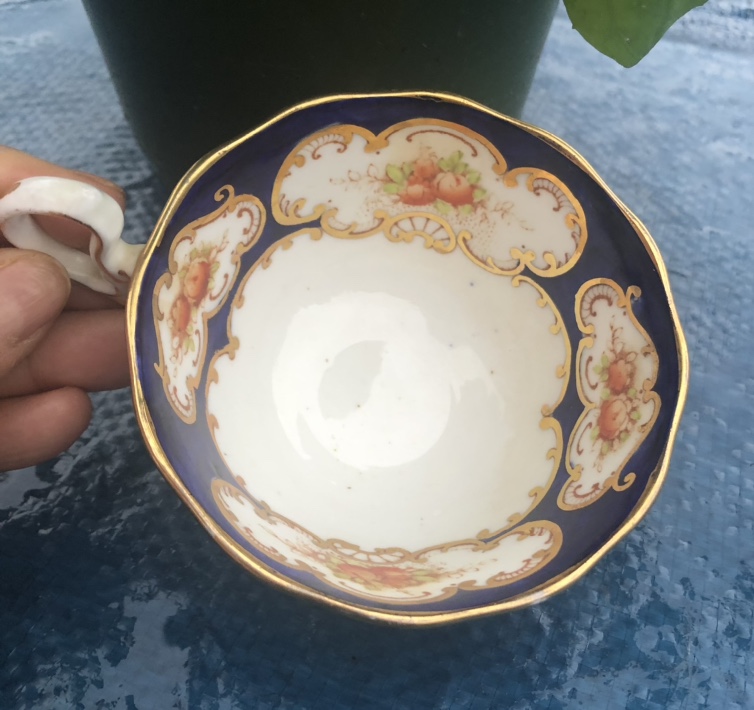 Antique Royal Albert Teacup RARE image indicator(3)