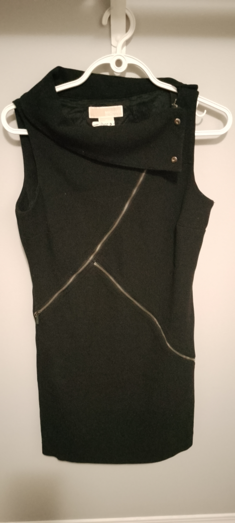 Michael korrs Black dress