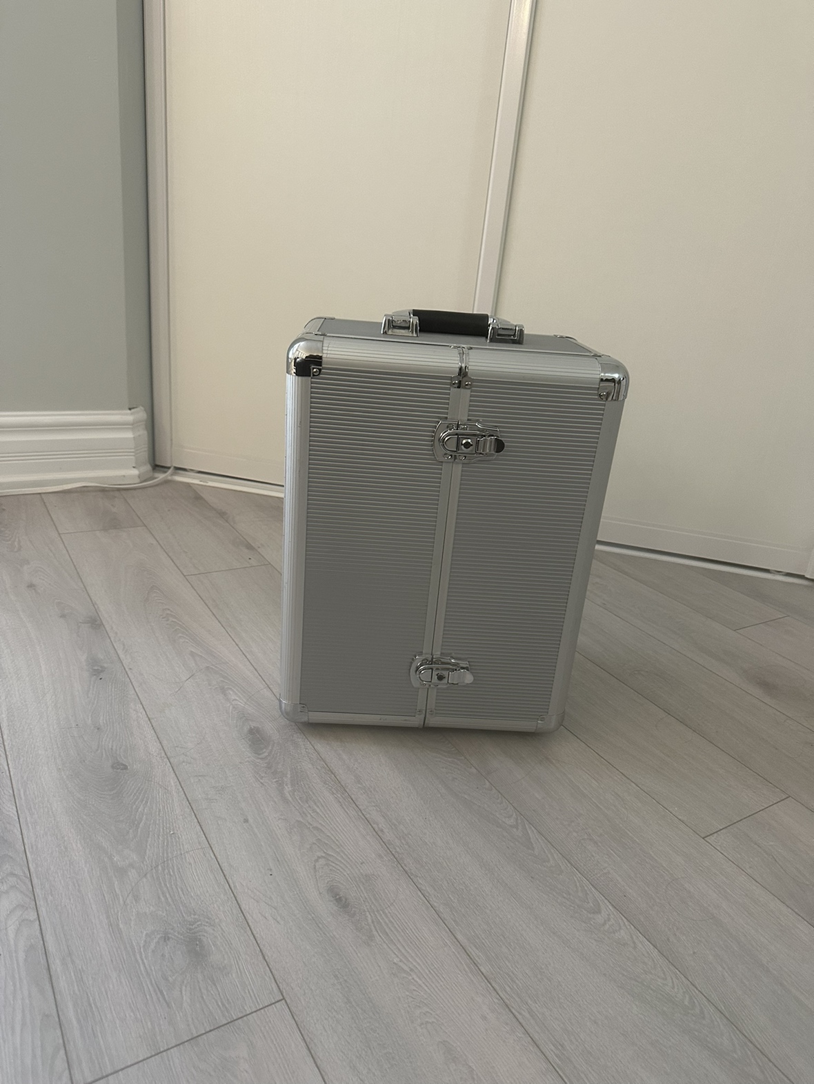 Makeup / Utility luggage, storage with wheels - photo 2