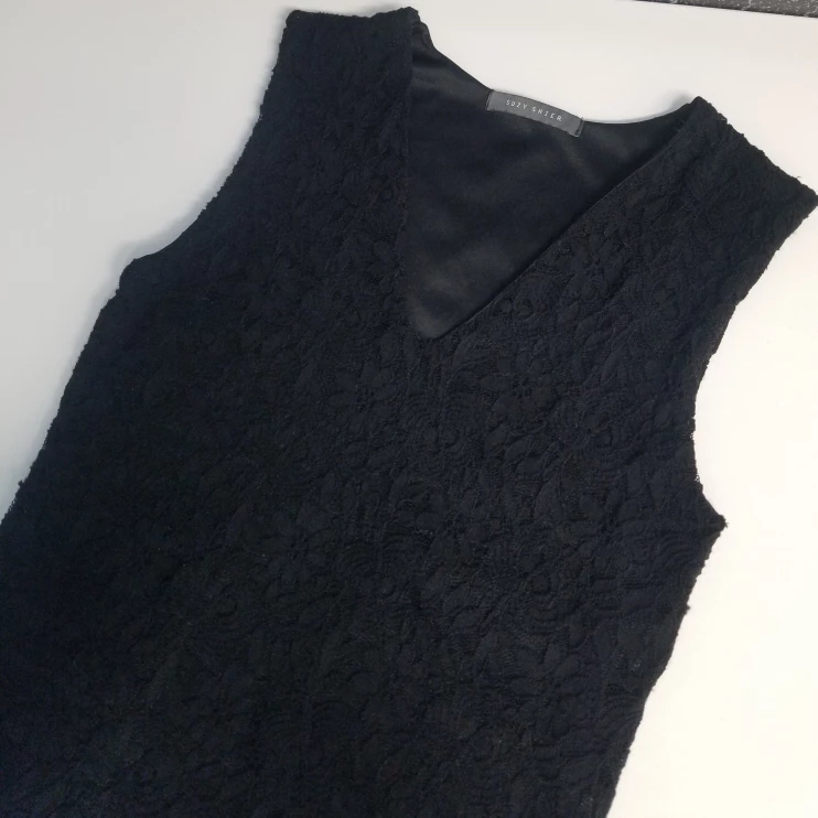 Black Dress, Lace Overlay XS image indicator(5)