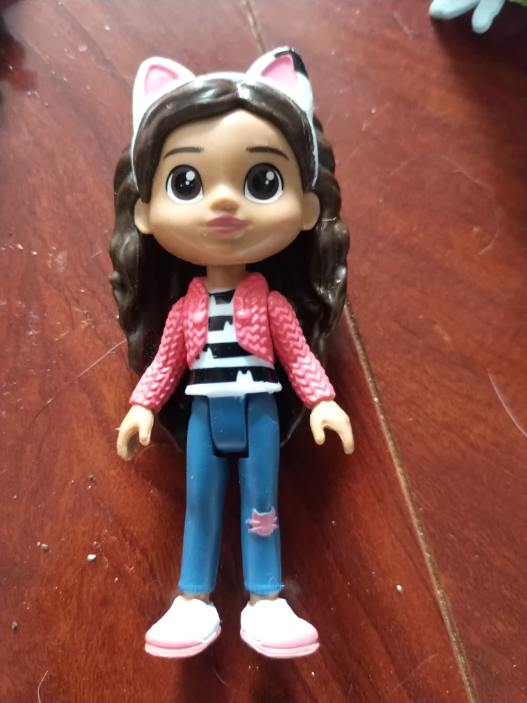 Gabby's Dollhouse Figures (Includes Mini Cat Camera) image indicator(4)