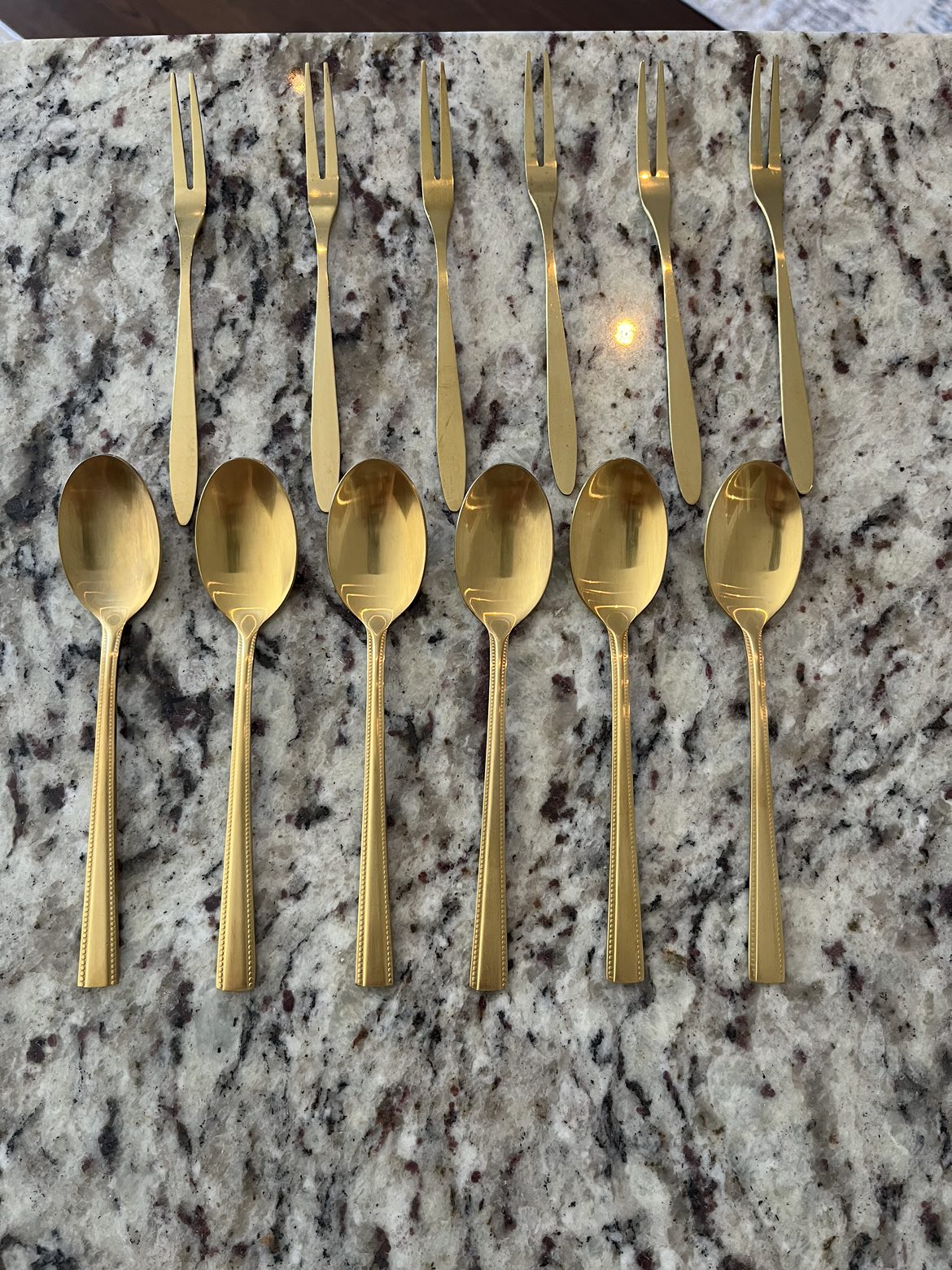 Gold Flatware Set - photo 2