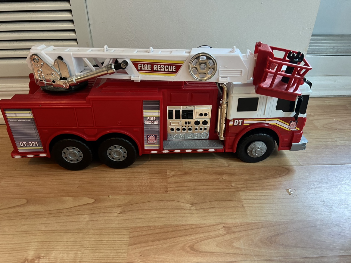 Fire engine toy