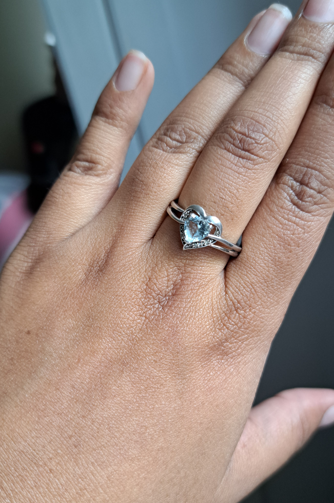 Heart Aquamarine Ring image indicator(3)