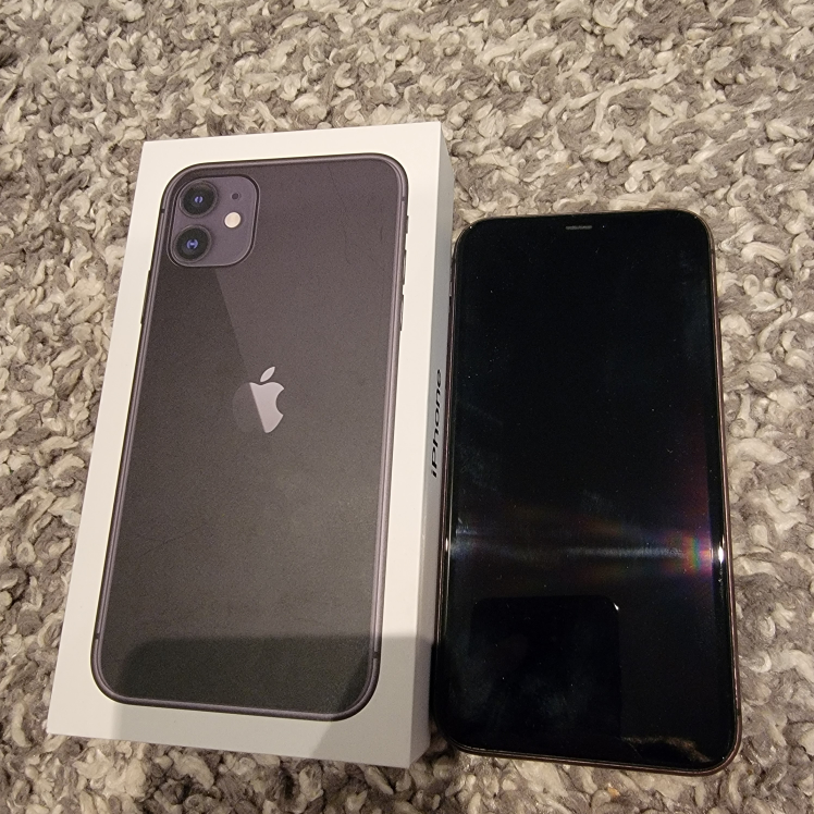IPHONE 11 PERFECT CONDITION - photo 4