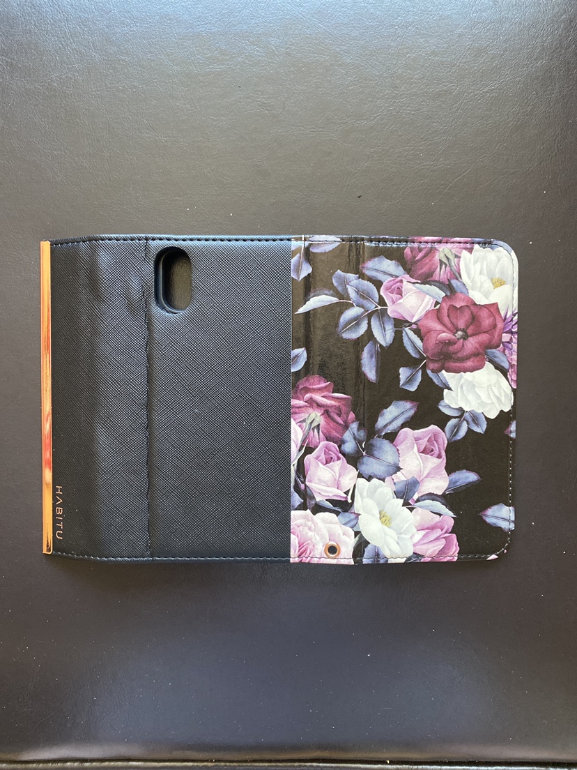 Habitu iPhone XR or 11 phone case wallet #freecycle - photo 3