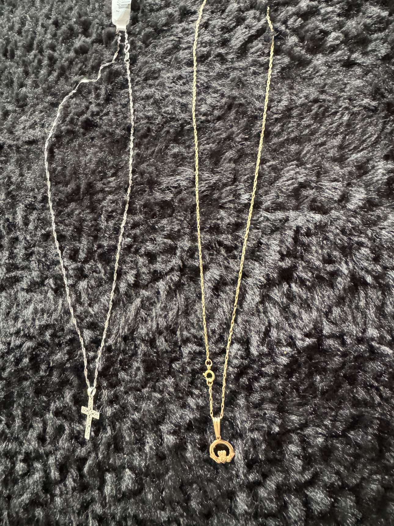 10K Gold Necklaces with pendant image indicator(2)
