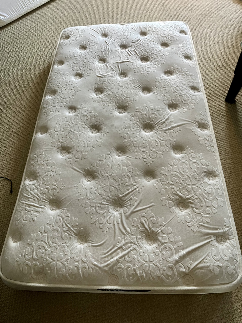 Twin mattress