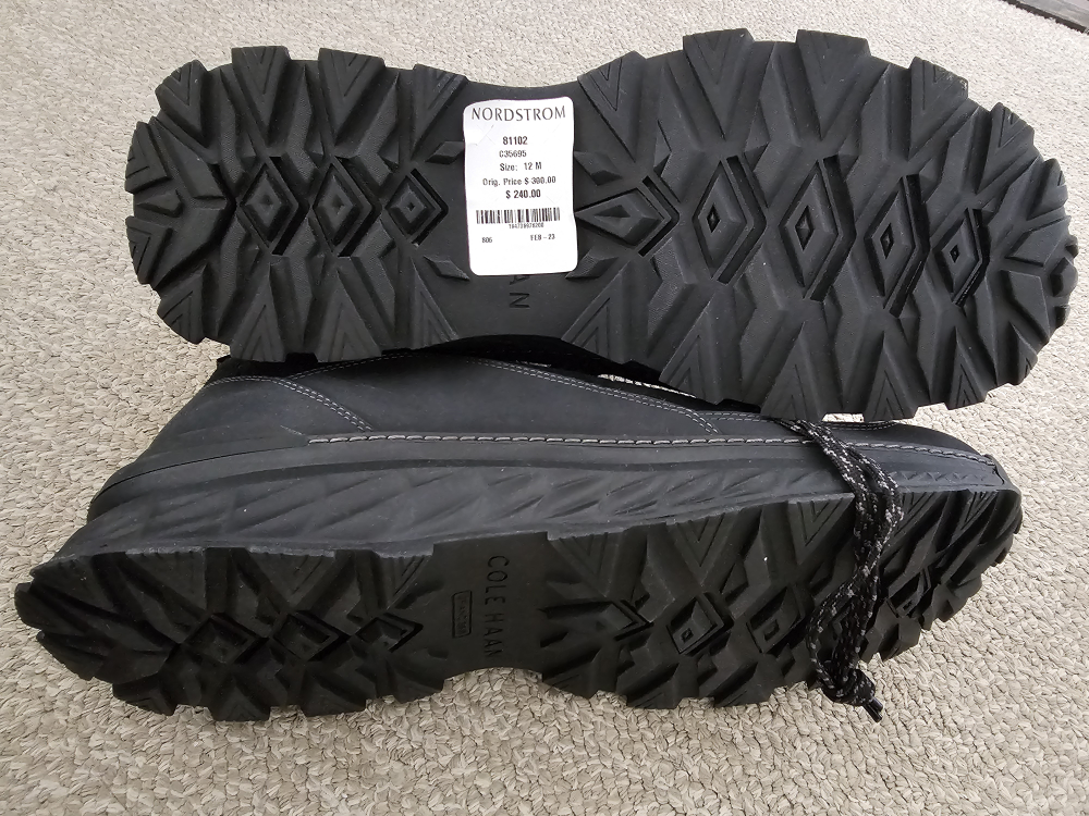 Men's waterproof boots - never worn image indicator(5)