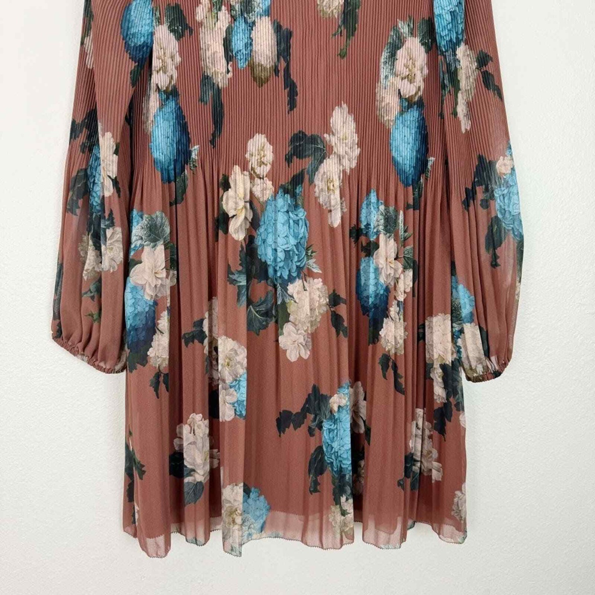 Aritzia Wilfred Daydreamer Pleated Floral Mini Dress - photo 5