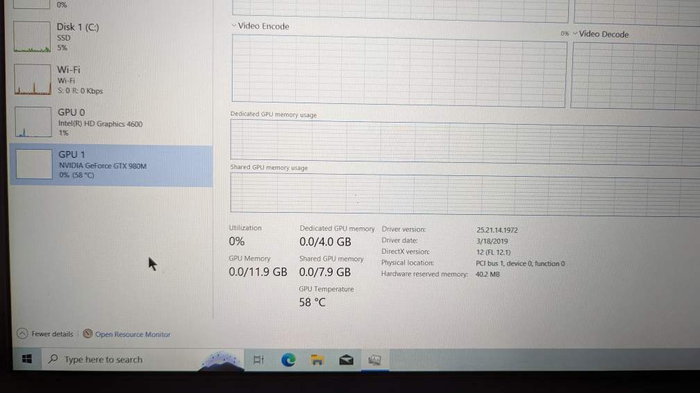 Alienware 15 laptop - photo 3