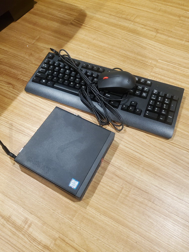 Lenovo tiny PC with 22" monitor - photo 2