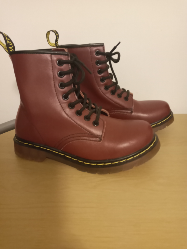 women's boots thumbnail