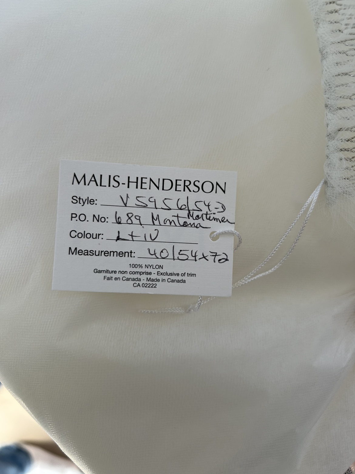 Malis-Henderson classic veil with blusher