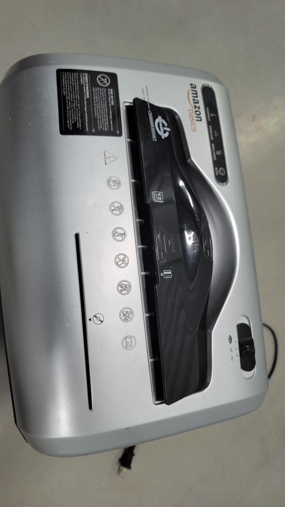 Amazon Basics 12-Sheet Professional Crosscut Paper Shredder - photo 2