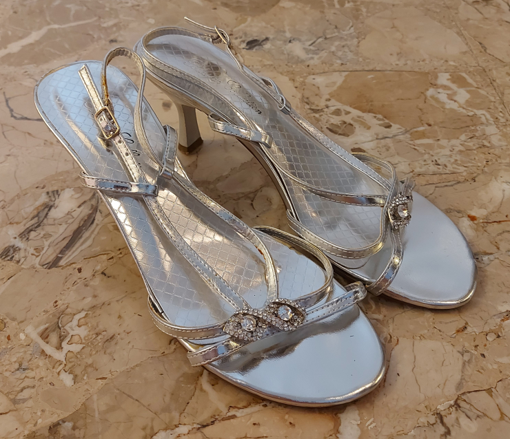 silver, party shoes, used once image indicator(2)
