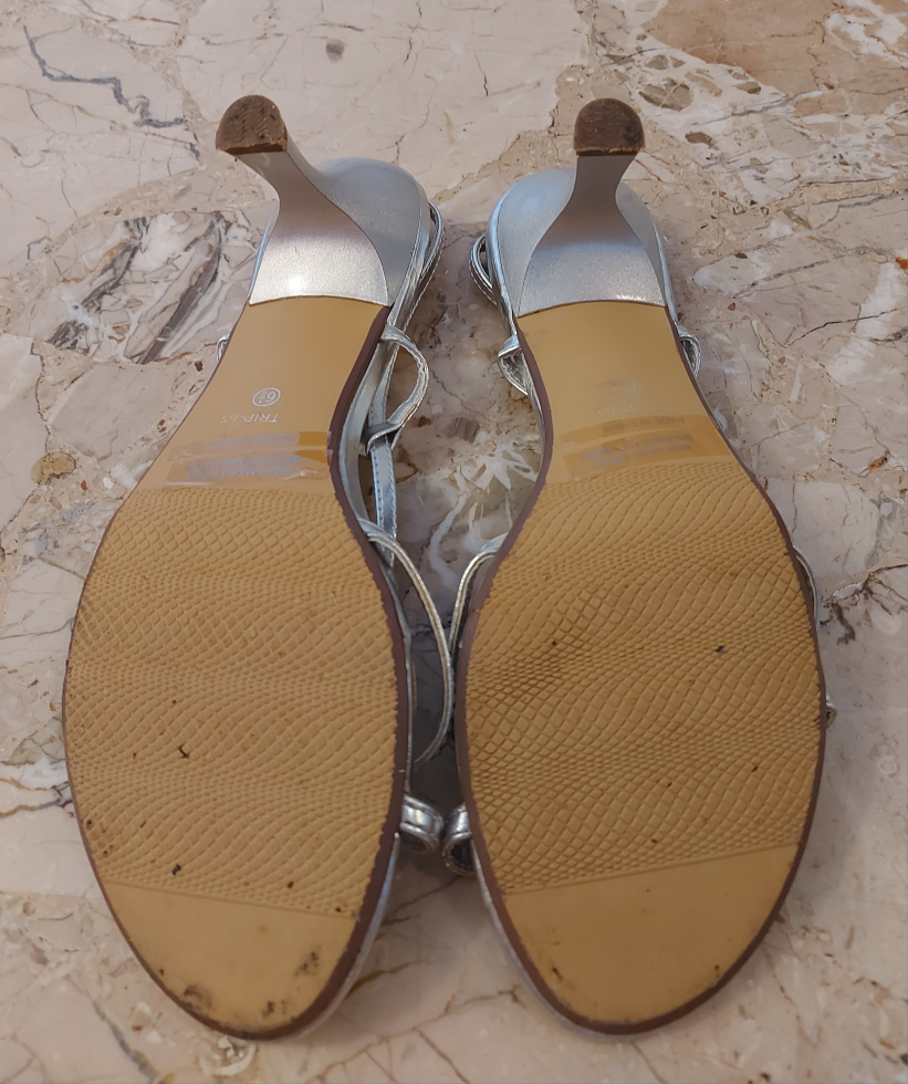 silver, party shoes, used once image indicator(4)