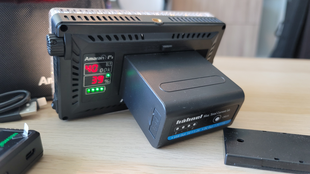 Aputure AL-F7 LED photo/video light image indicator(2)