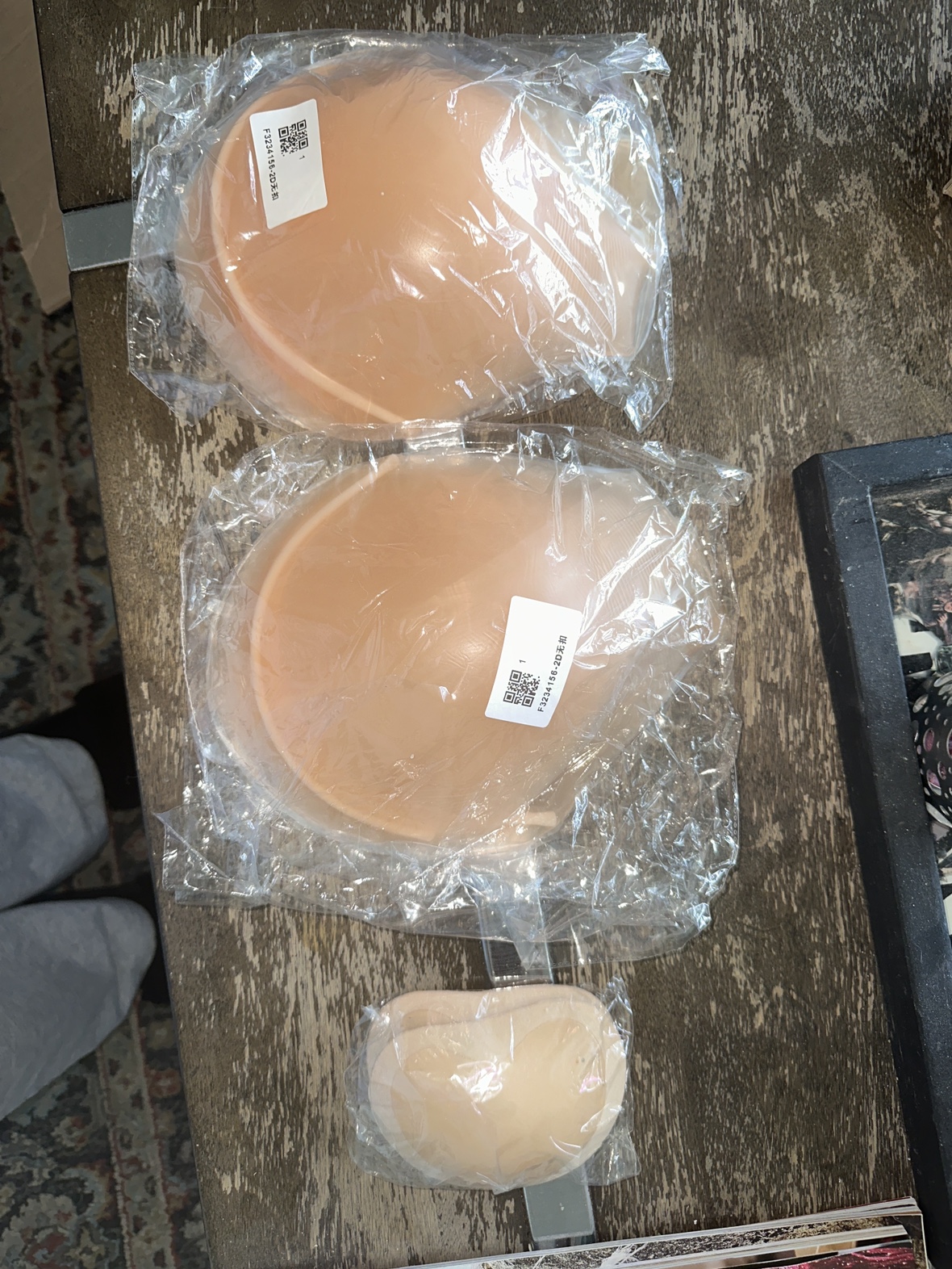Silicone nipple covers, sticky adhesive covers thumbnail