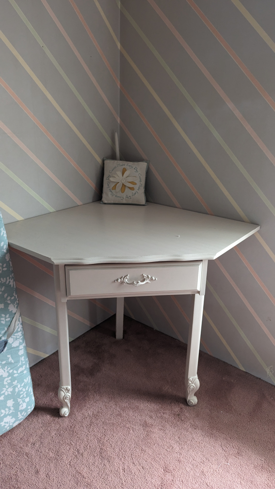 free furniture - photo 4
