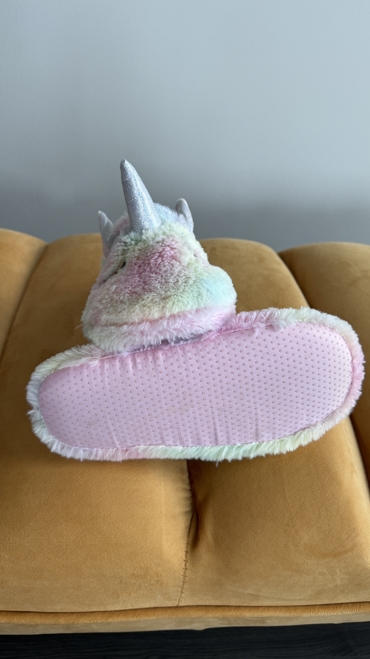 Unicorn fluffy slippers fits upto size 3 image indicator(4)