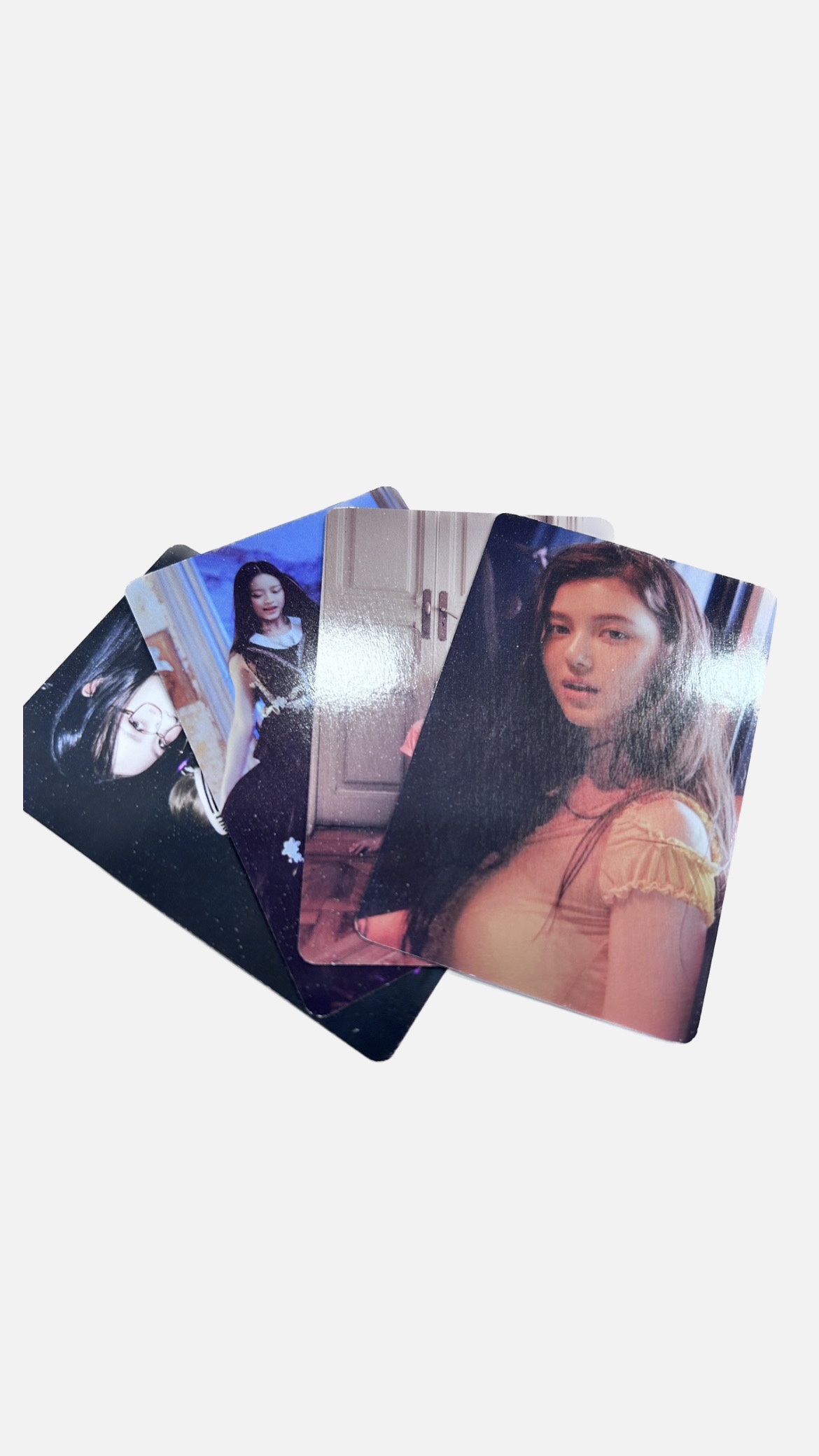 Newjeans Keychain image indicator(3)