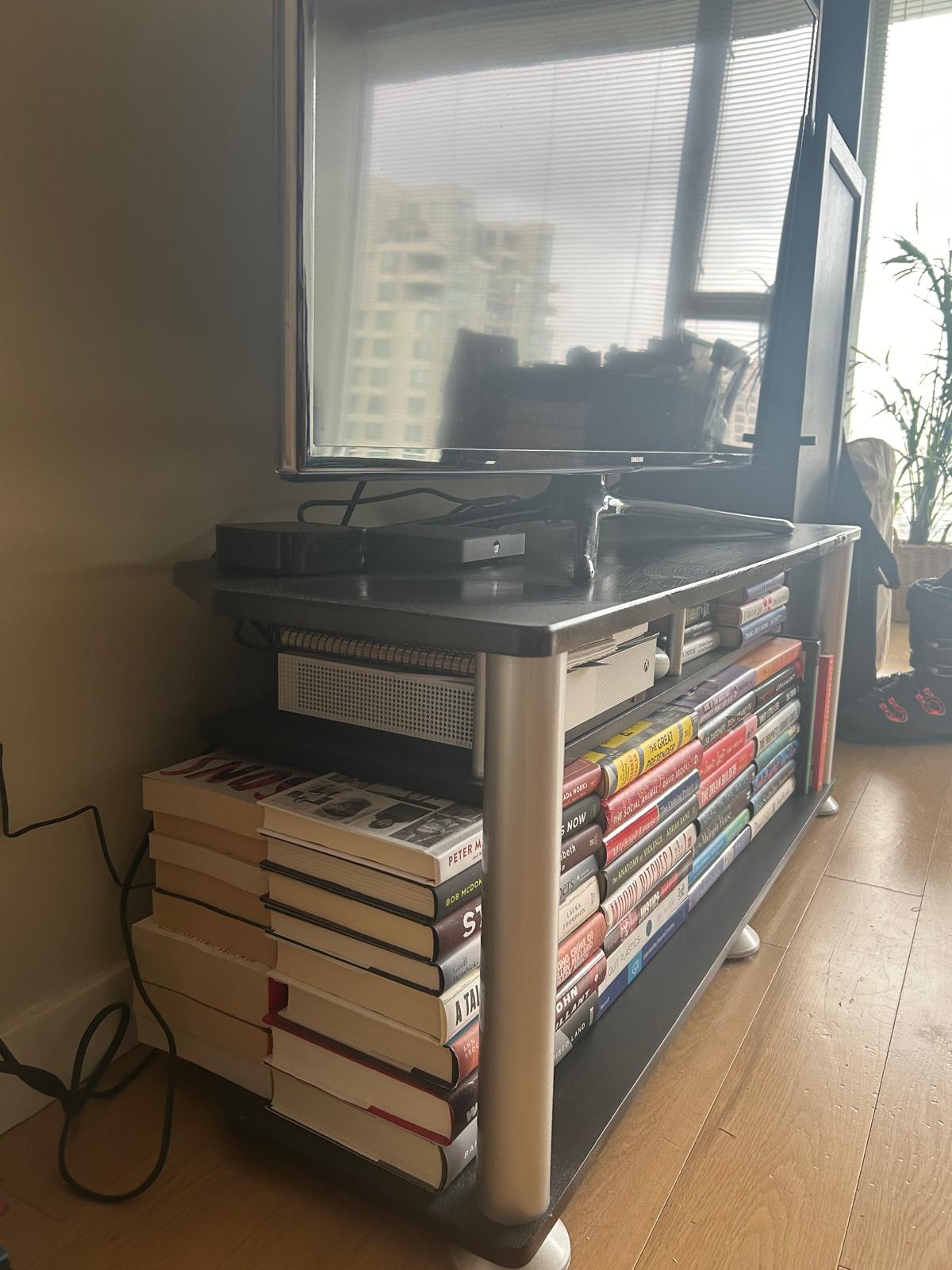 TV Stand - photo 3