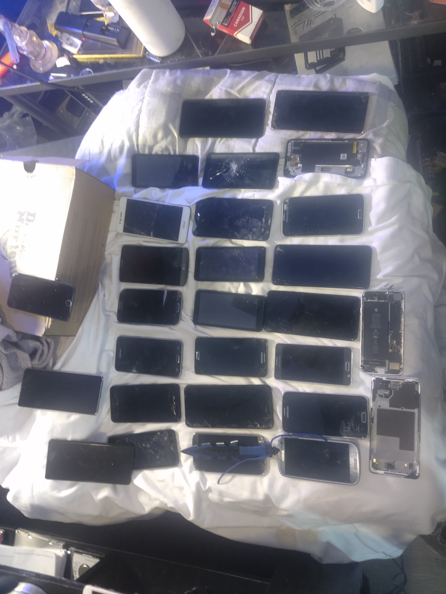 parts phones and screens - photo 2