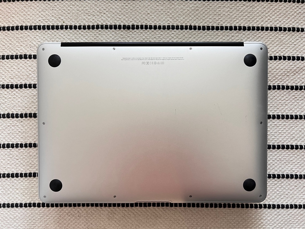 Apple 13" Macbook Air 2013, Eng + Cyrillic keyboard engraving image indicator(4)