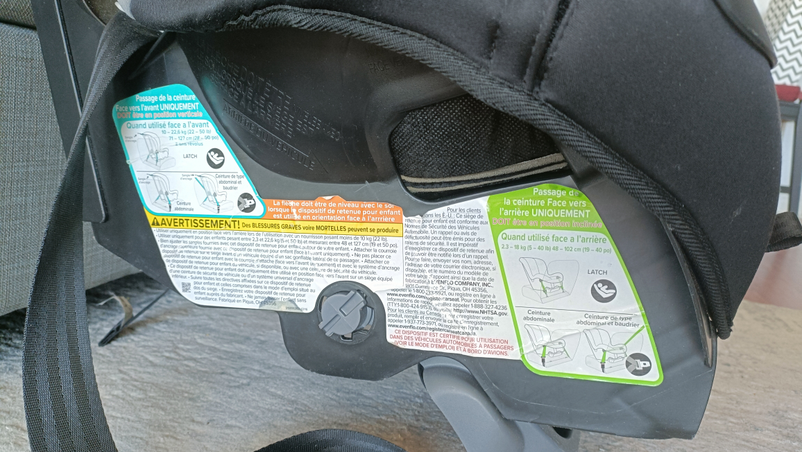 High-quality Evenflo Car Seat for Sale! image indicator(3)