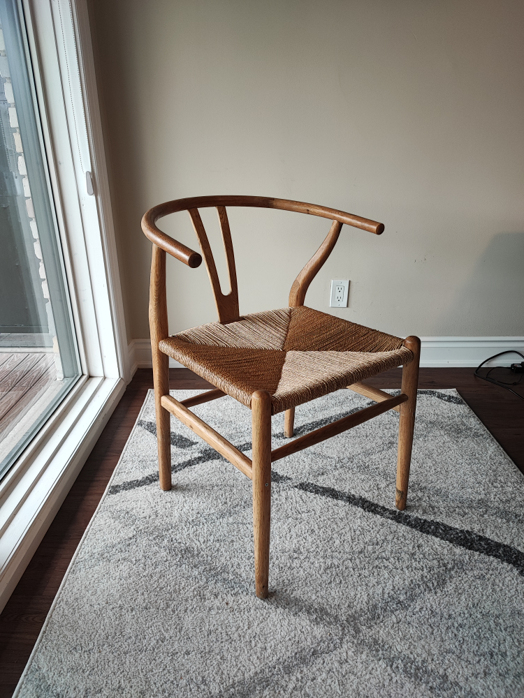 Wooden chair wishbone LIKE NEW thumbnail