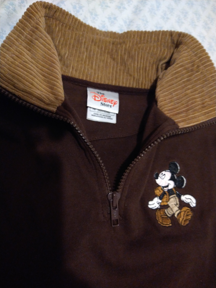 New Disney Half Zipper Sweater 7-8yo image indicator(2)
