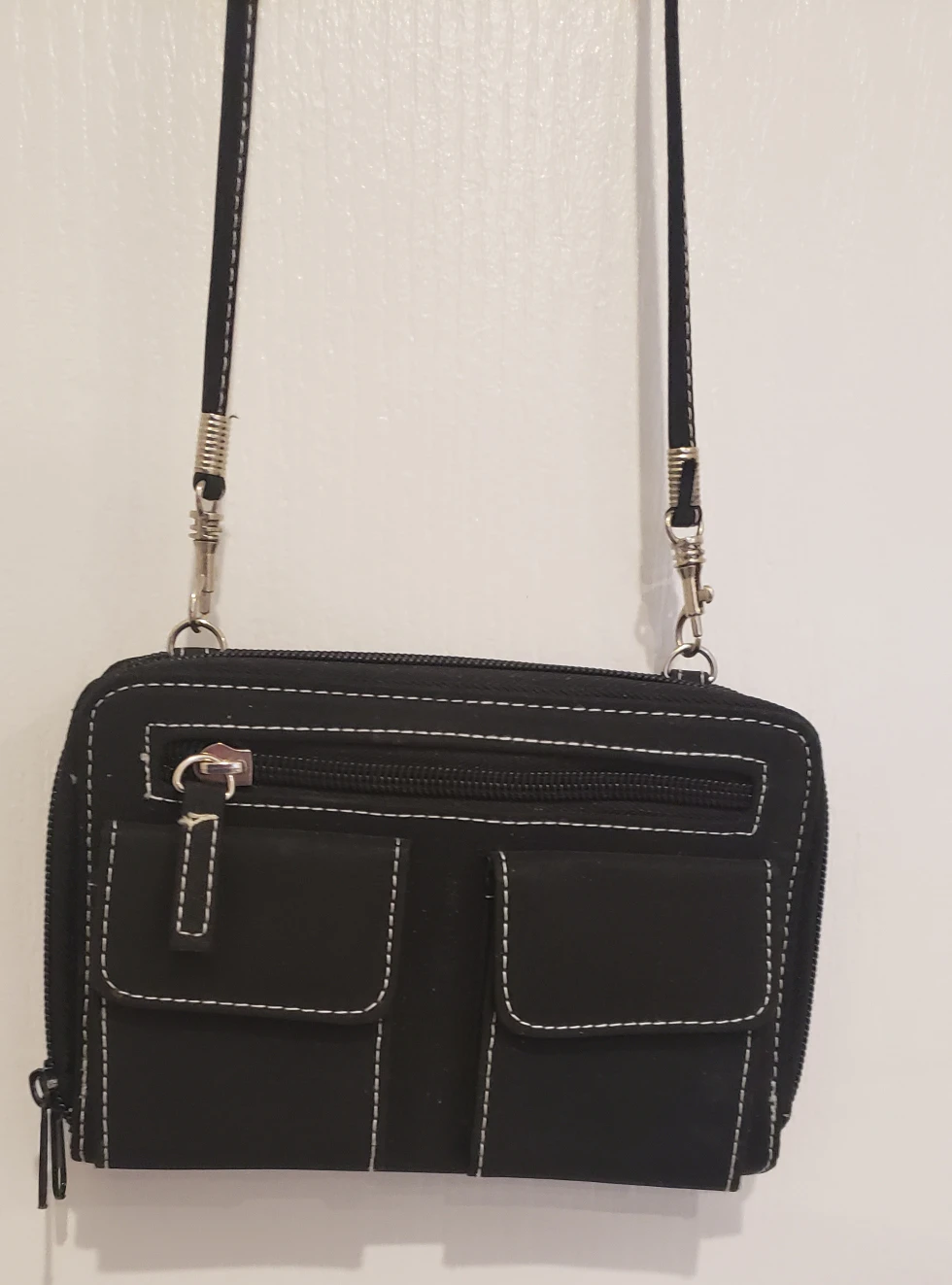 Small Crossbody Wallet image indicator(2)