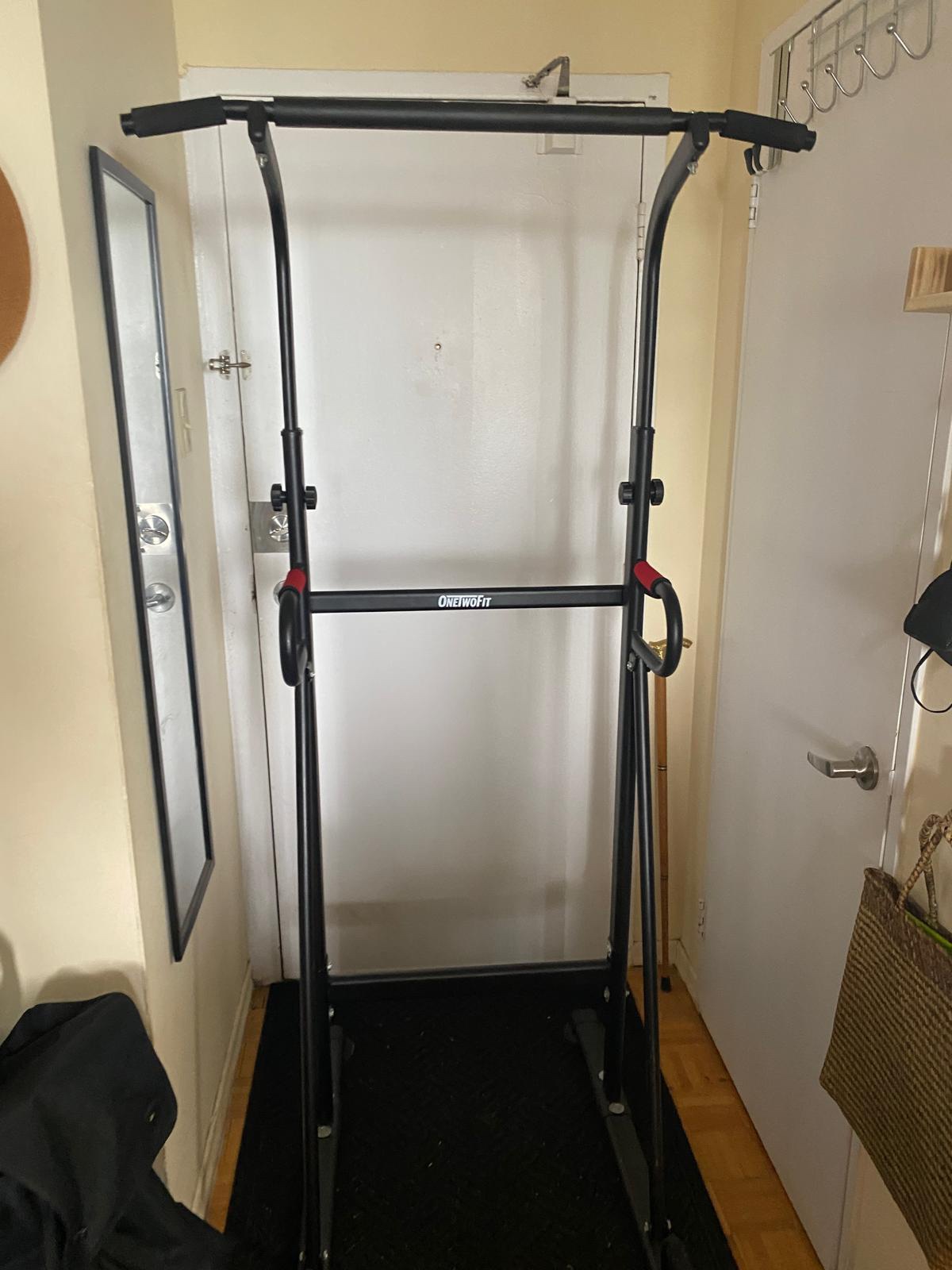 Home workout Pull Up & Dip Station thumbnail