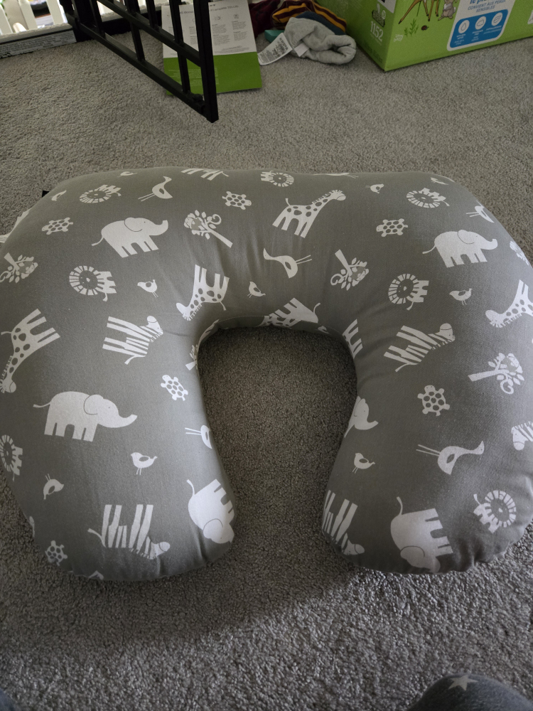 jolly jumper nursing pillow - photo 2