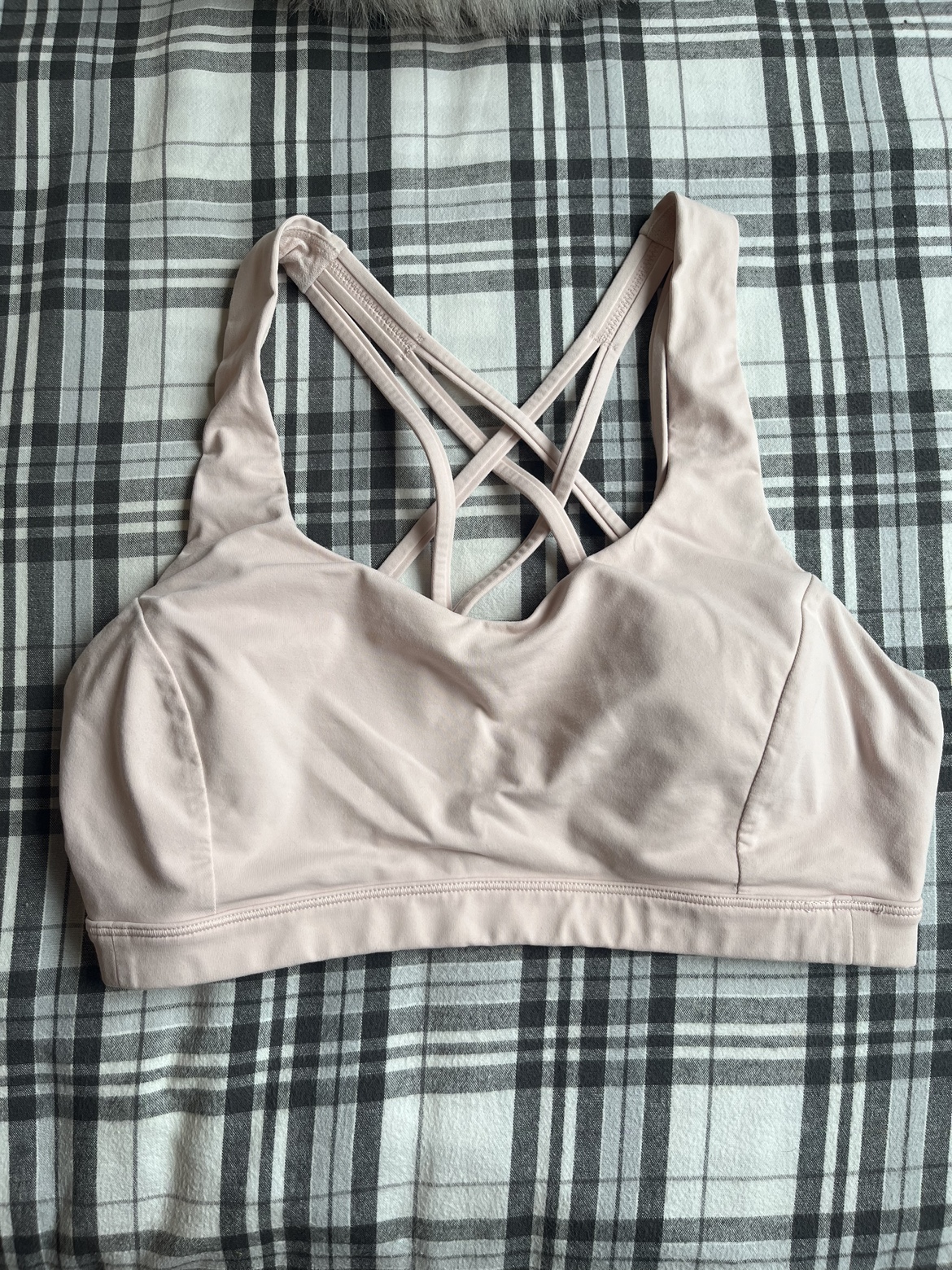 Lululemon free to be serene bra