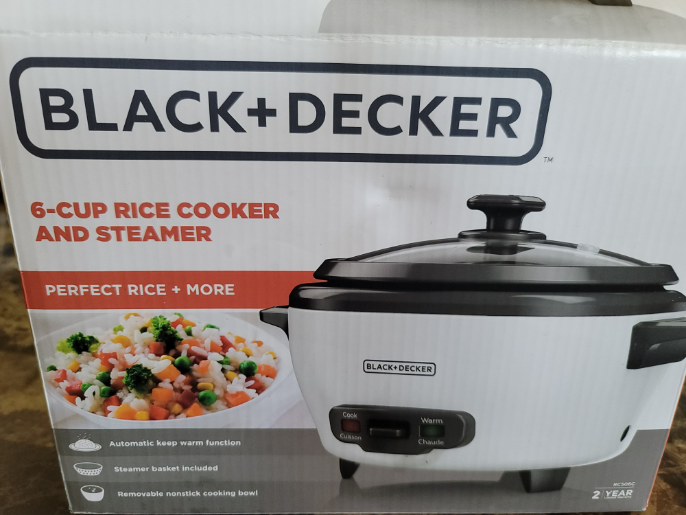 Rice Cooker - Black + Decker