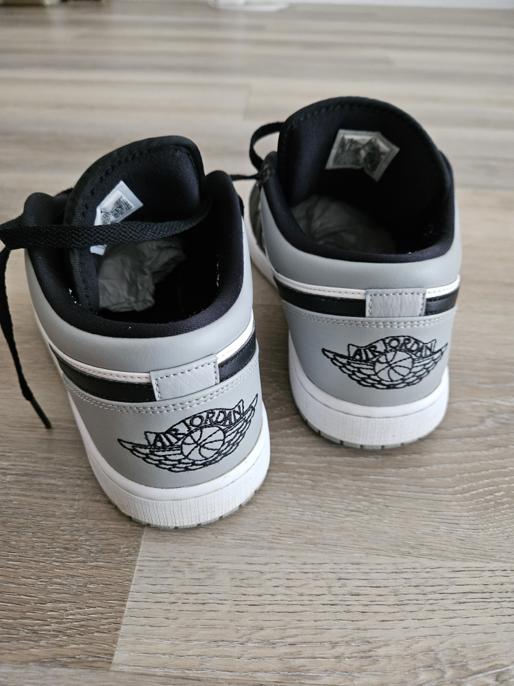 Air Jordan 1 Low - photo 3