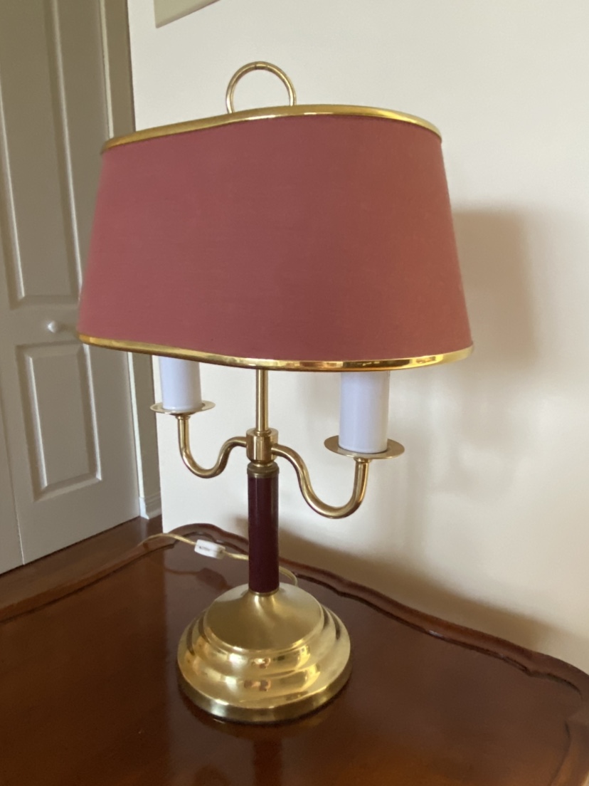 Table lamp