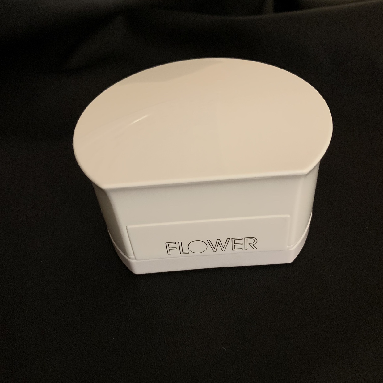 Flower Beauty Miracle Glow Powder image indicator(2)