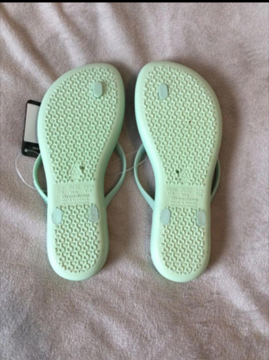 Ipanema Girl Flip Flops Size: 2/3 image indicator(3)