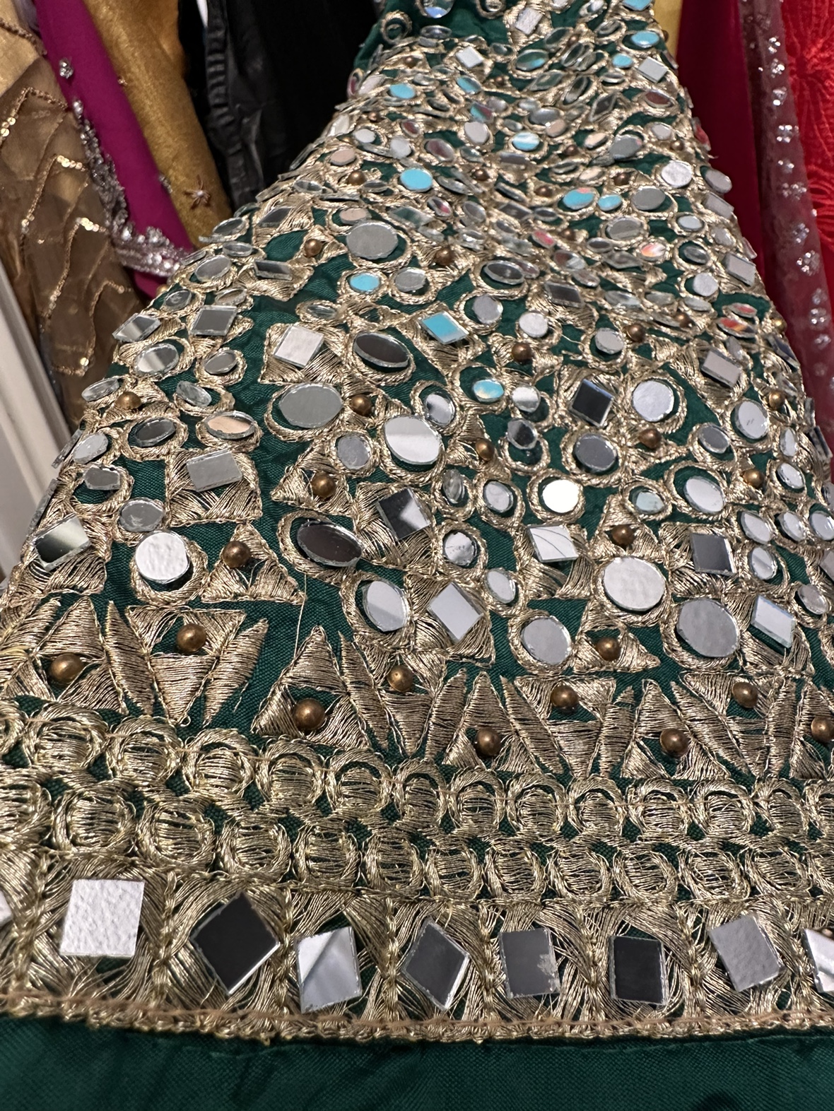 Cultural attire - photo 3