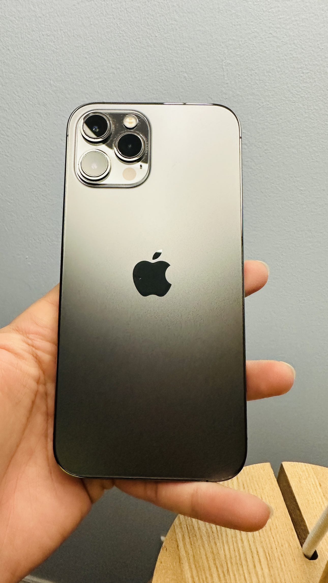 Apple iPhone 12Pro Max 256GB (Space Grey) image indicator(8)