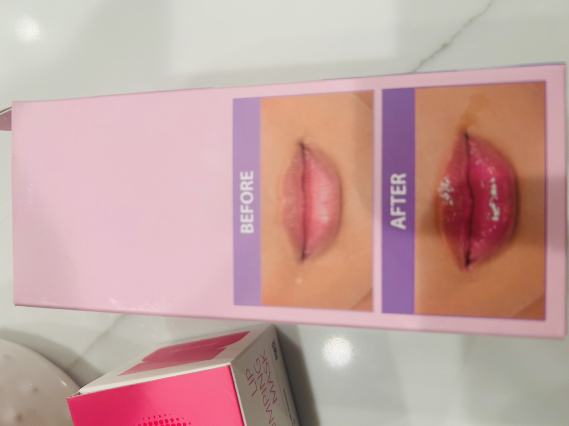 New lip plumper masks two for 10 - photo 2
