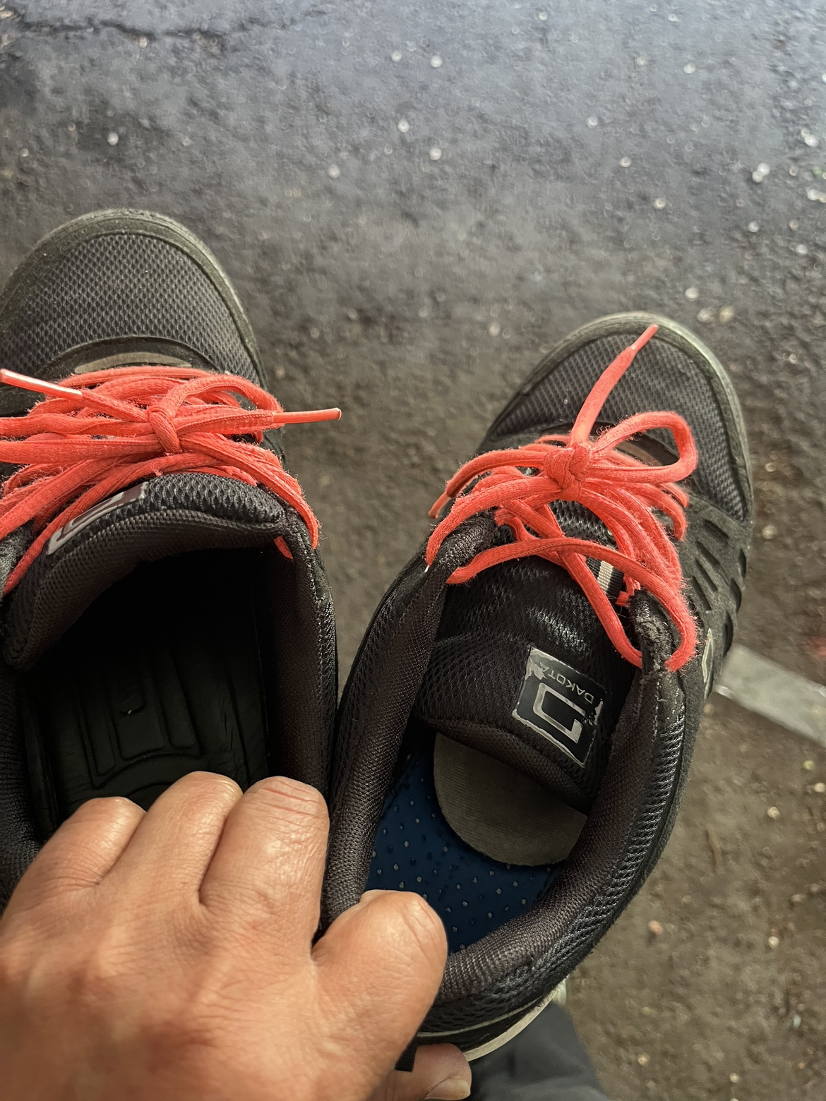 Used - Women’s Safety Shoes, 8.5 image indicator(2)