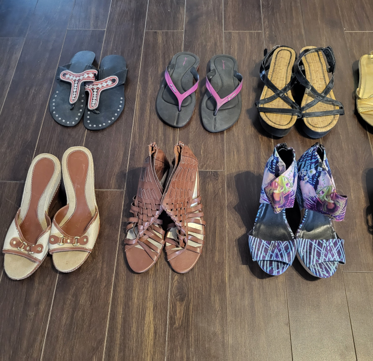 Sandals size 7 image indicator(2)