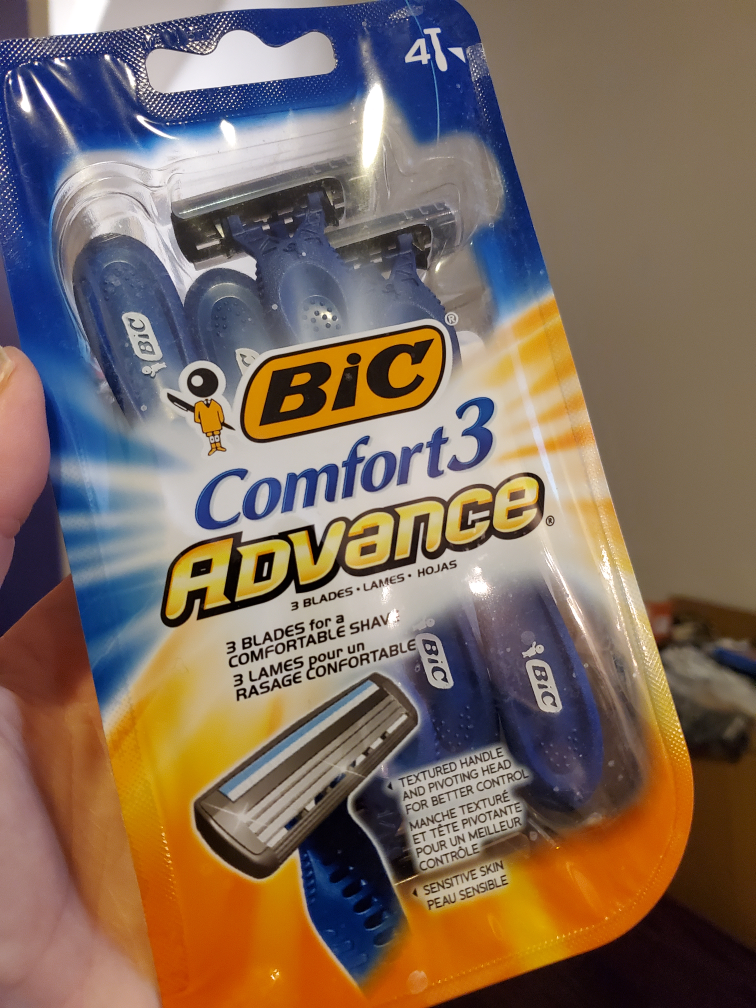 💥📣Virtual garage sale ! BiC Advance razors 4pk thumbnail