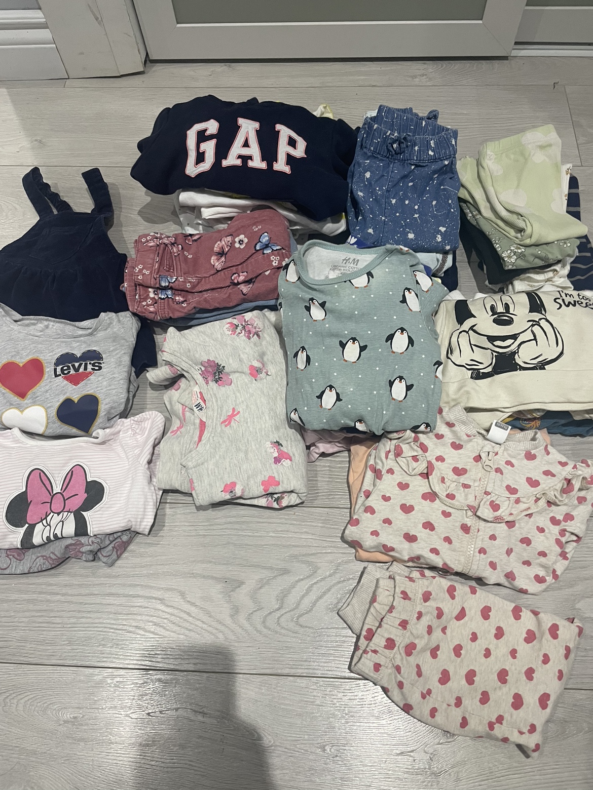 Baby girl clothes lot - photo 2